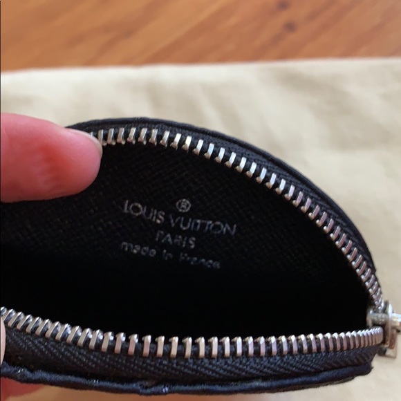 Louis Vuitton conte de fees round coin purse - Picture 3 of 3